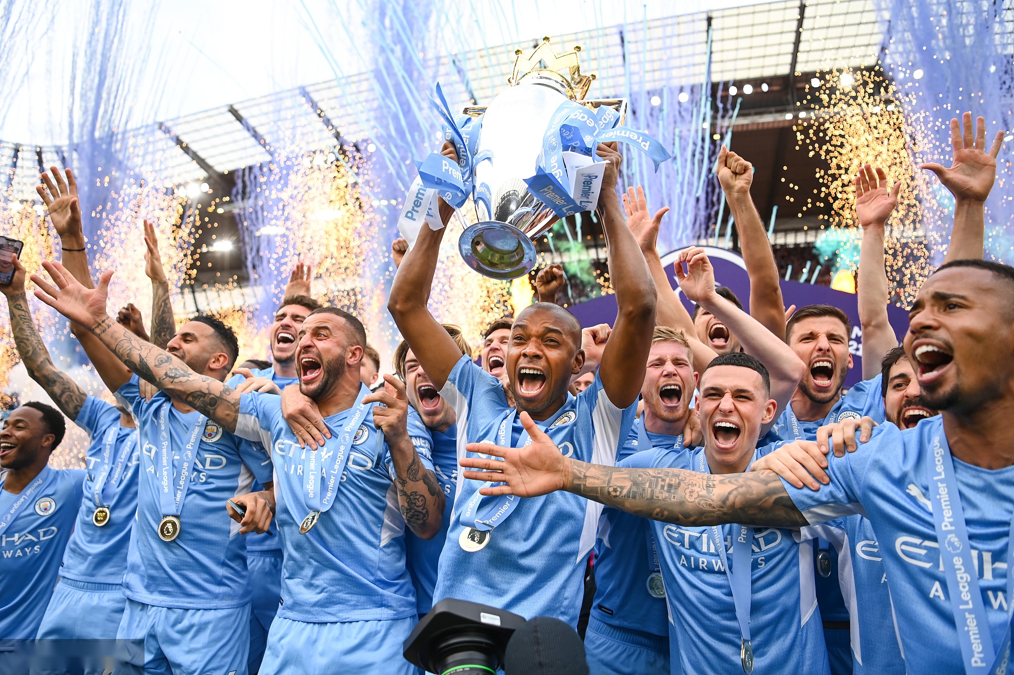 還是協作精 還是協作精